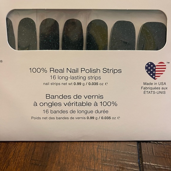 COLOR STREET "Green w/ Envy" Nail Strip Set - Picture 6 of 6